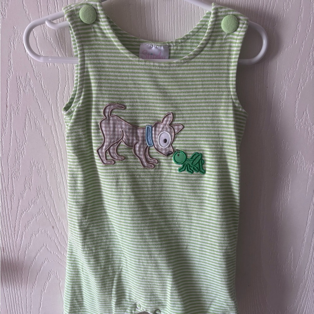 Striped Green Kids Tank Top with Dog and Frog Design